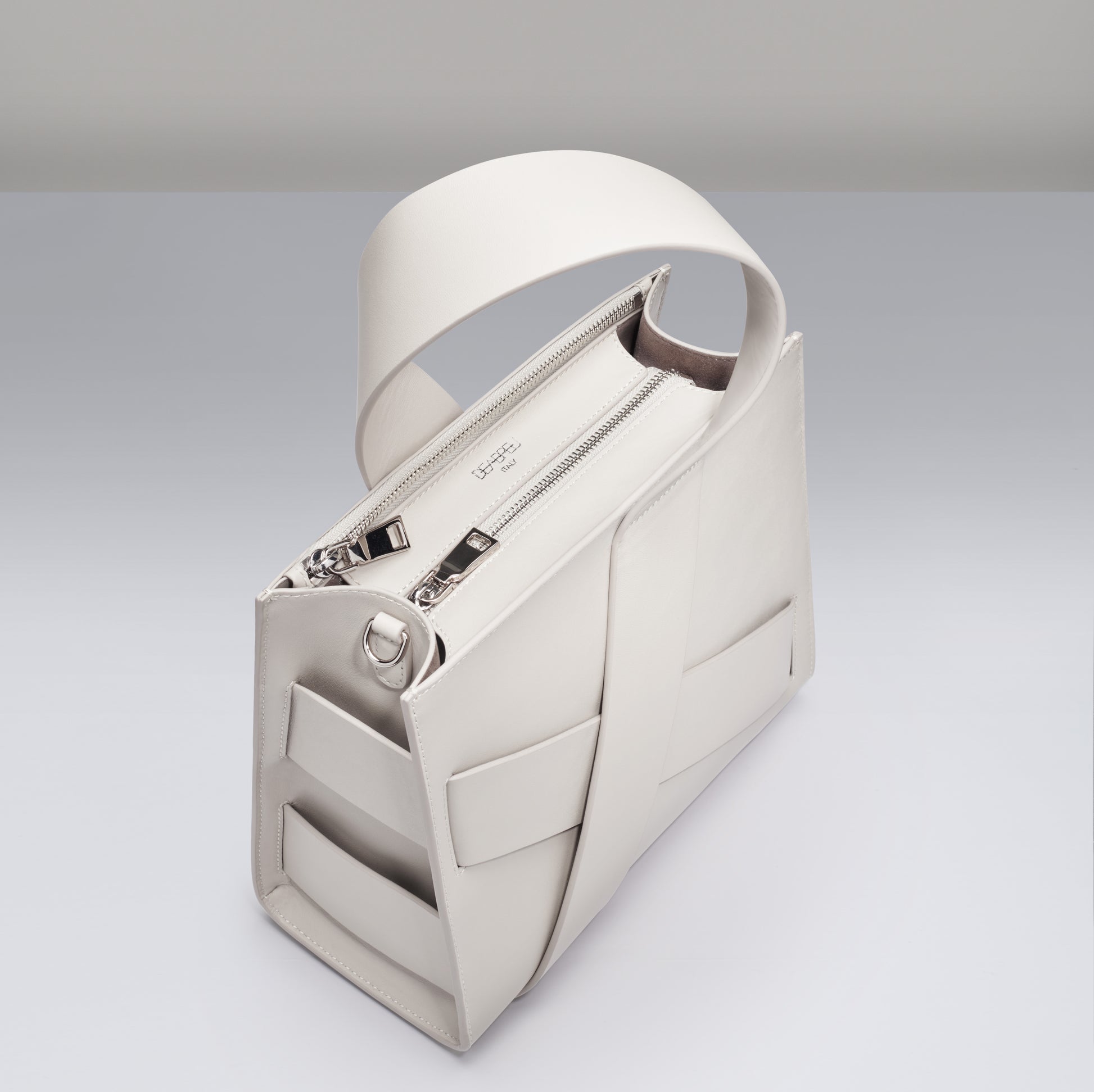 WHITE DIAGONAL ZITA BAG