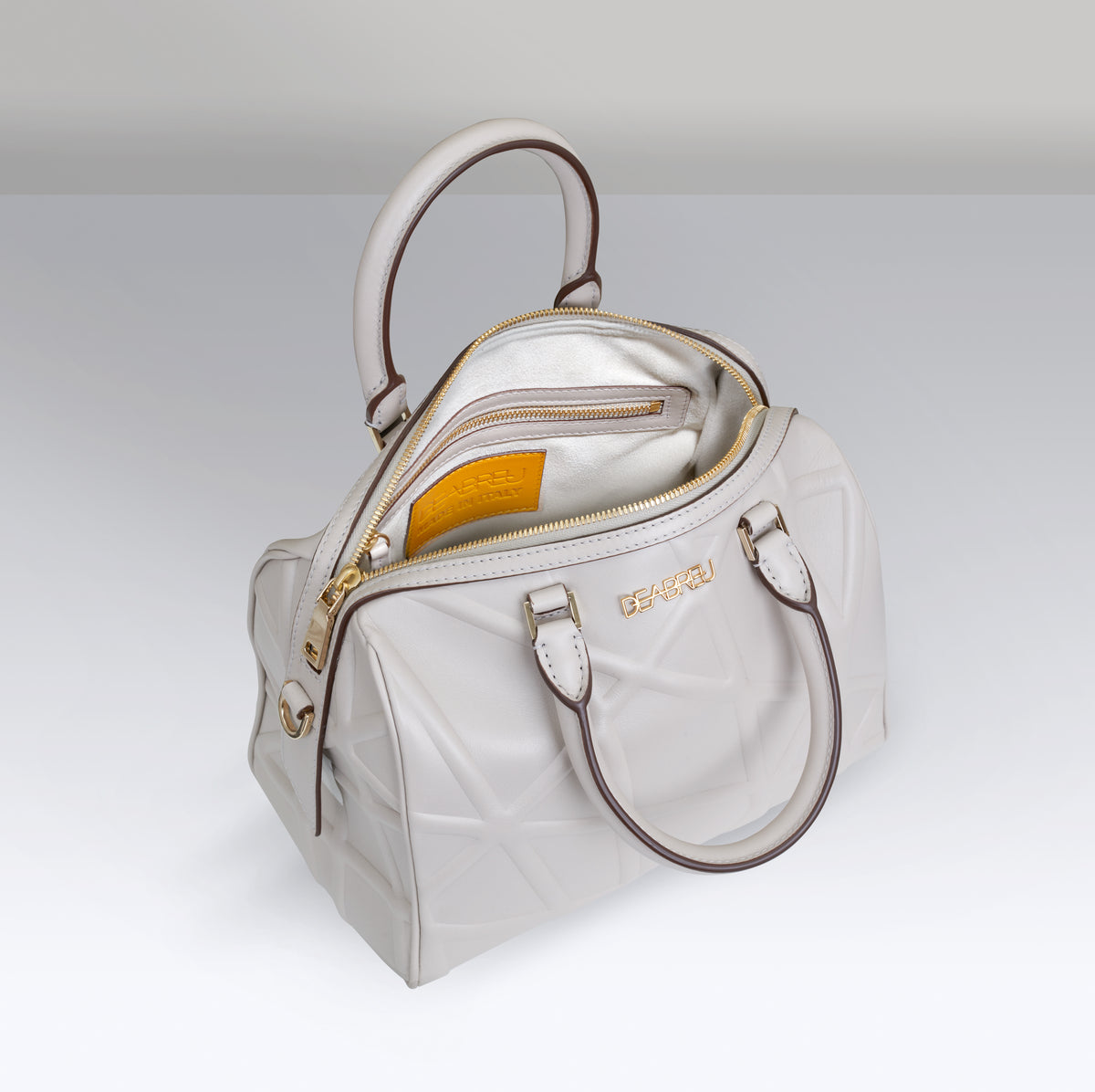 Diagonal Boston Bag | Beige Embossed Leather | Italian Made | Deabreu Italy